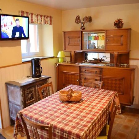 Maison de 2 chambres avec terrasse amenagee a Betpouey a 8 km des pistes Extérieur photo